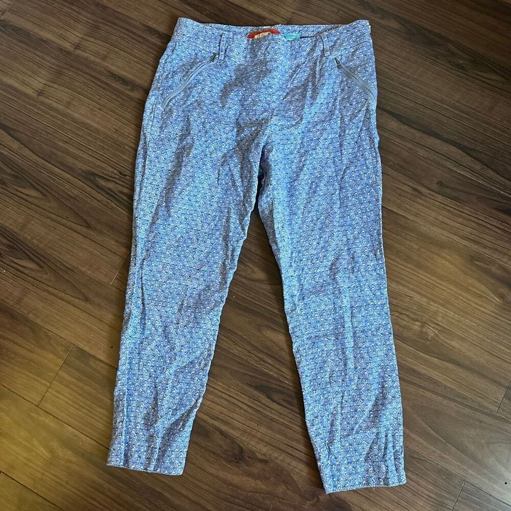 Anthropologie Cartonnier Charlie Trousers with a seashell print 10